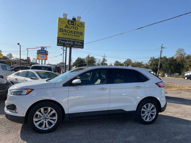 2020 Ford Edge Titanium