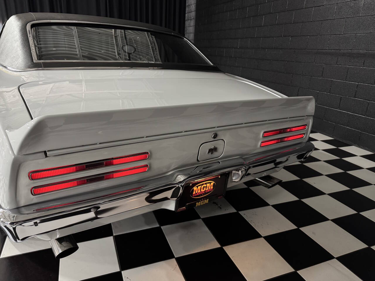 1967 Pontiac Firebird 64