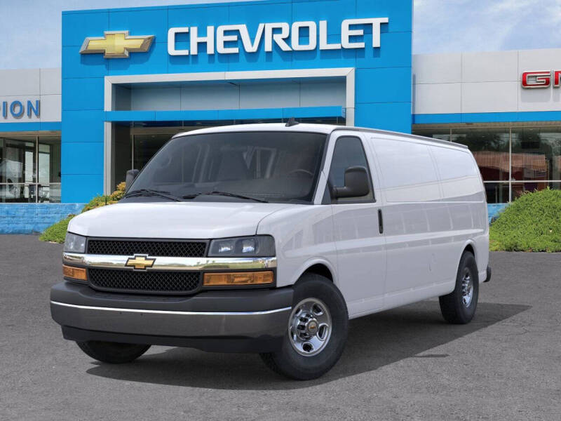 2025 Chevrolet Express 2500