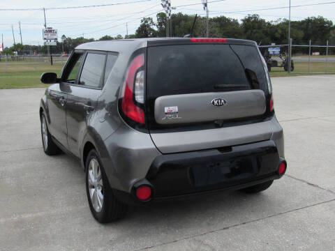 2016 Kia Soul +