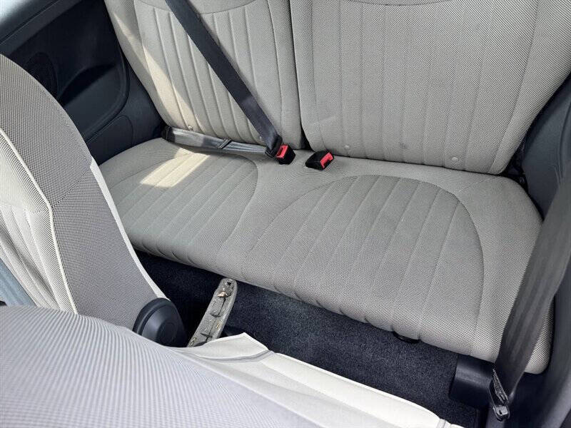 2013 FIAT 500c Lounge