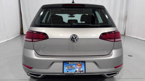 2019 Volkswagen Golf SE