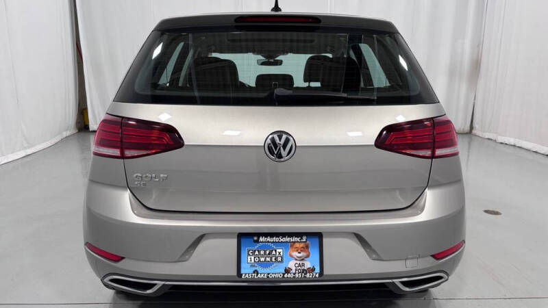 2019 Volkswagen Golf SE