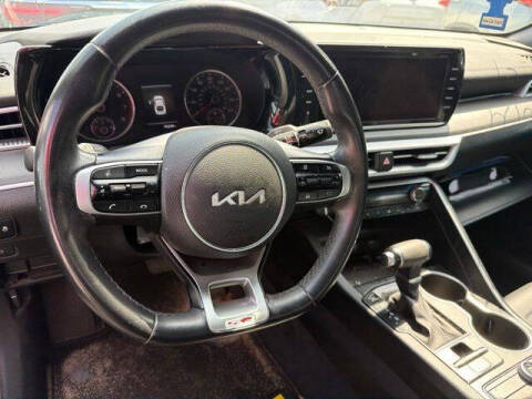 2022 Kia K5