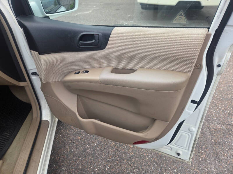 2007 Kia Sedona