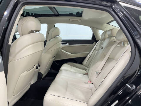 2017 Genesis G80