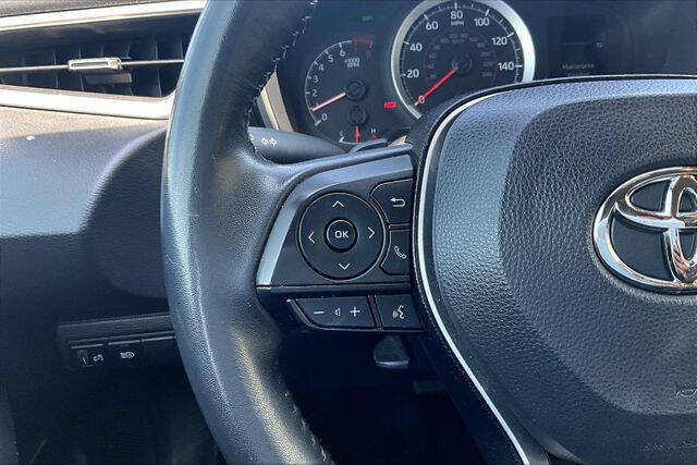 2022 Toyota Corolla Hatchback SE