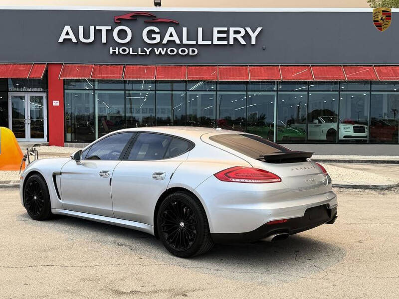 2016 Porsche Panamera