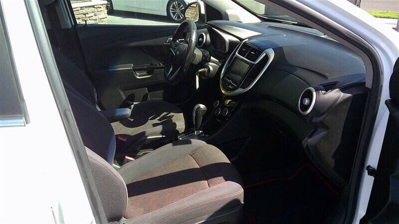 2017 Chevrolet Sonic LT Auto