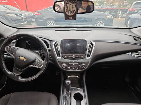 2017 Chevrolet Malibu LT