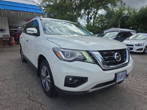 2017 Nissan Pathfinder SV