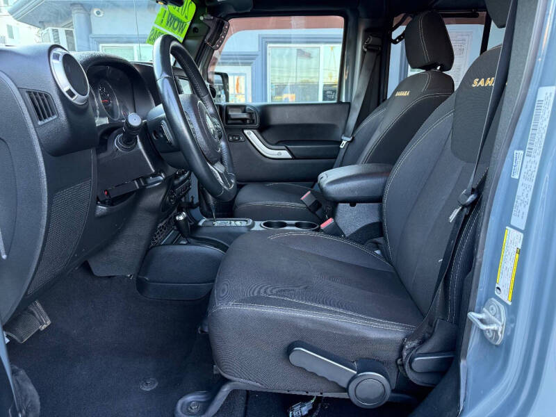 2015 Jeep Wrangler Unlimited Sahara