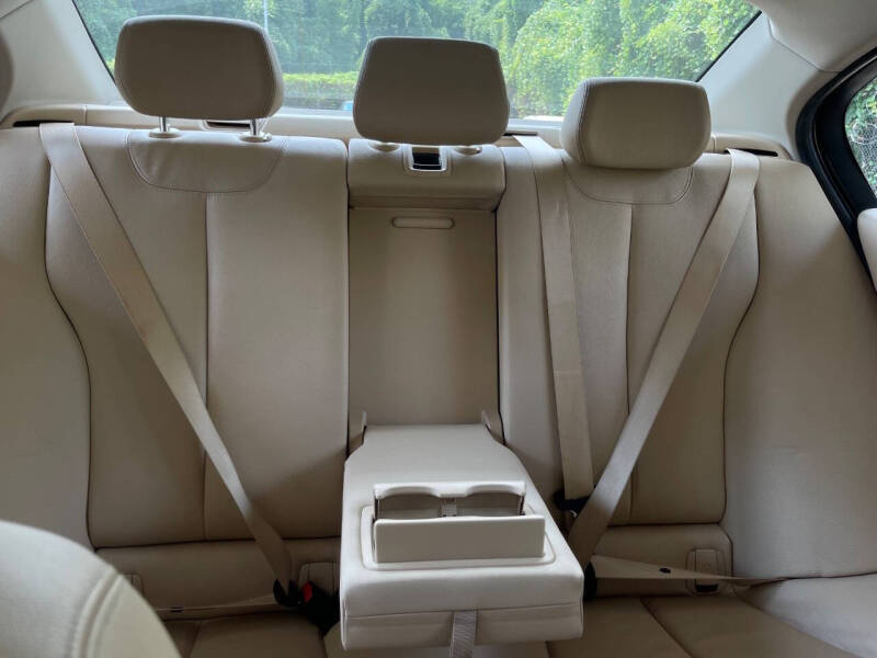 2013 BMW 3 Series 328i xDrive