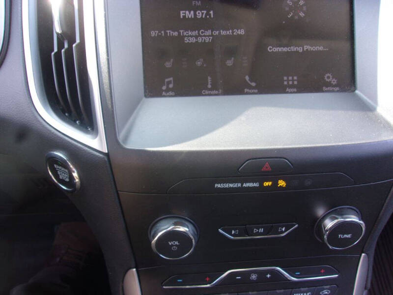 2019 Ford Edge SEL