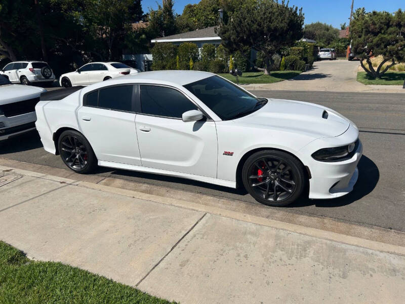 2021 Dodge Charger Scat Pack's photo