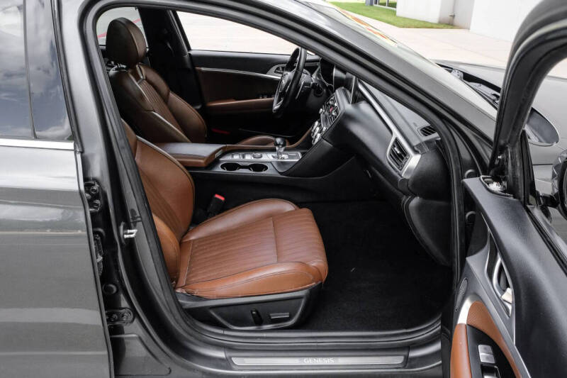 2021 Genesis G70