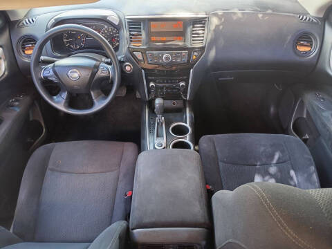 2016 Nissan Pathfinder S