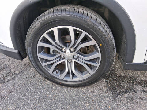 2017 Mitsubishi Outlander SEL