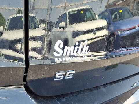 2025 Volkswagen Taos SE Black 4Motion