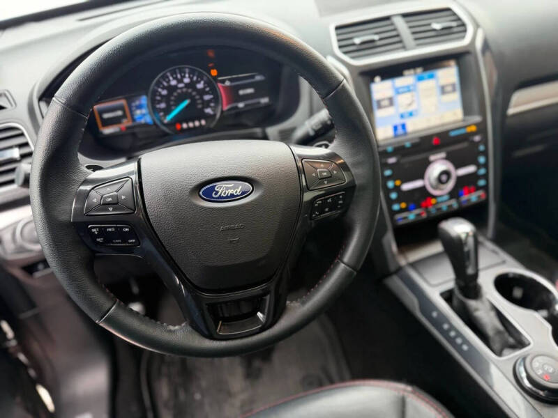 2019 Ford Explorer Sport