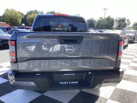 2023 Nissan Frontier SV