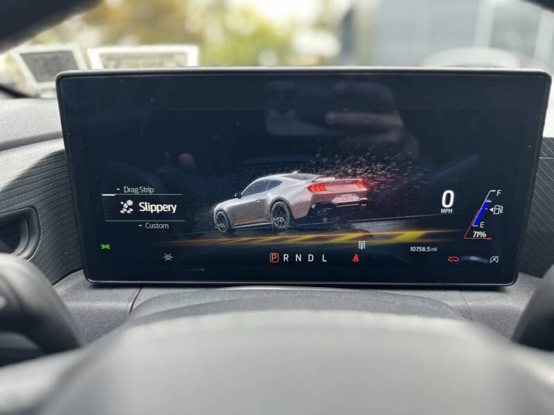 2024 Ford Mustang EcoBoost Premium