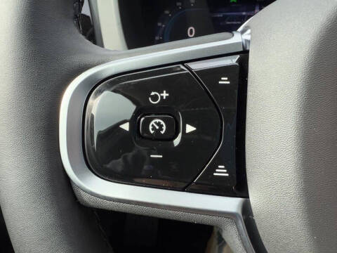 2025 Volvo XC60 T8 Plus Dark Theme