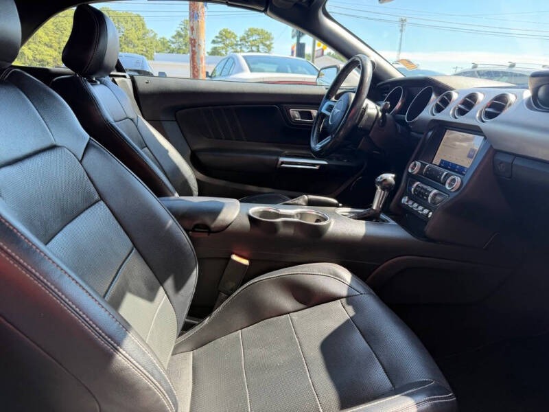 2019 Ford Mustang