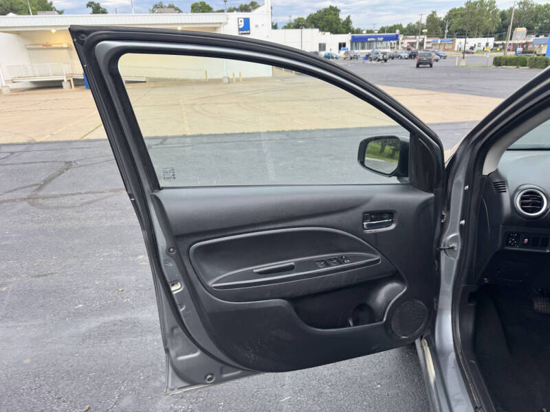 2015 Mitsubishi Mirage ES