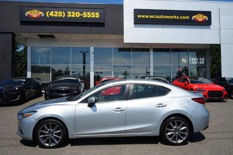 2018 Mazda MAZDA3 Touring