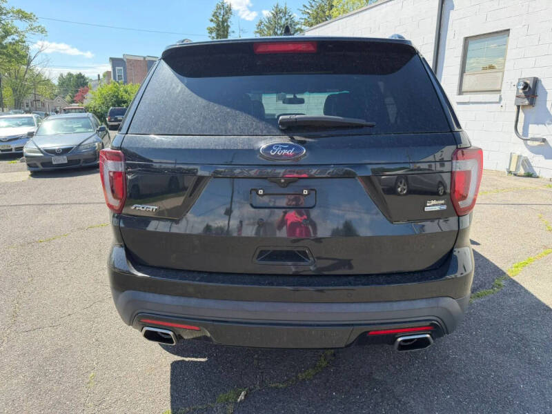 2016 Ford Explorer Sport