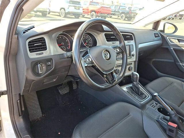 2017 Volkswagen Golf