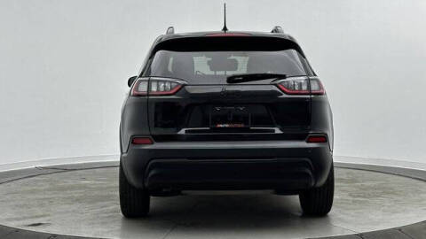 2023 Jeep Cherokee Altitude Lux