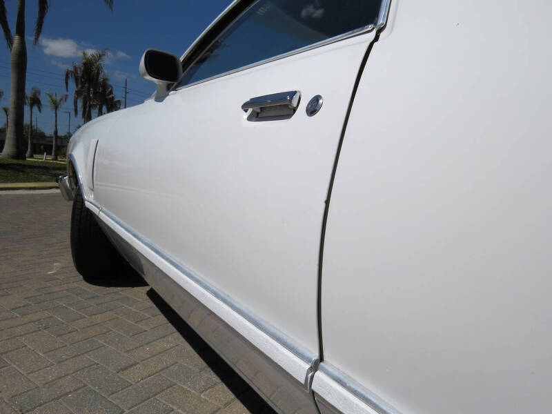 1977 Ford Thunderbird