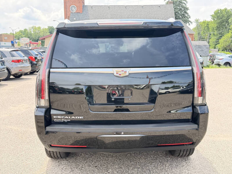 2018 Cadillac Escalade Luxury
