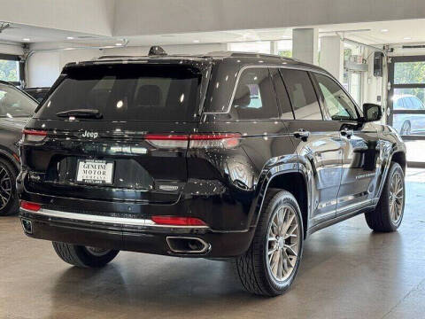 2023 Jeep Grand Cherokee Summit