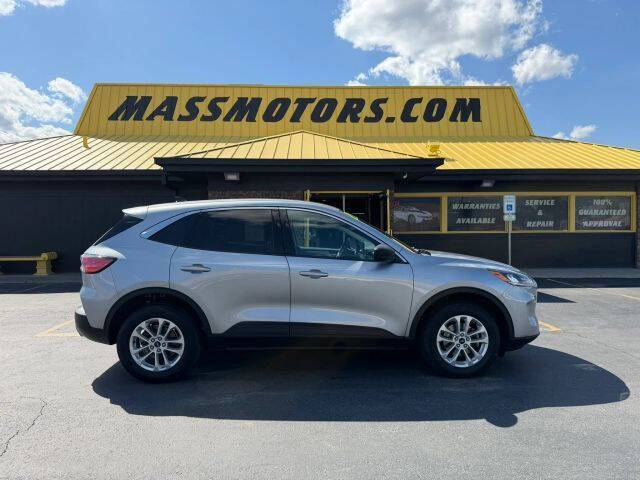 2022 Ford Escape SE