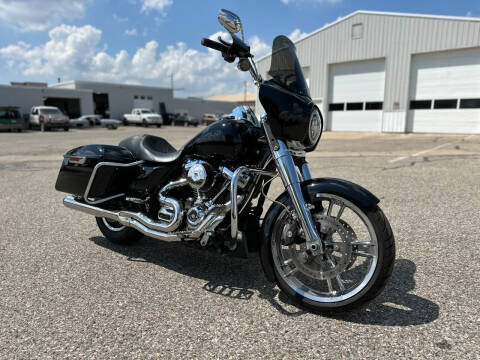 2017 Harley-Davidson Road King for sale at Adventure Motors in Wyoming MI