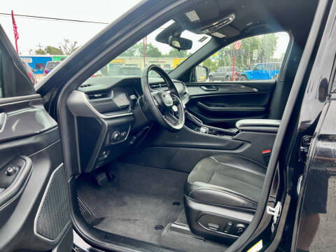 2021 Jeep Grand Cherokee L Altitude