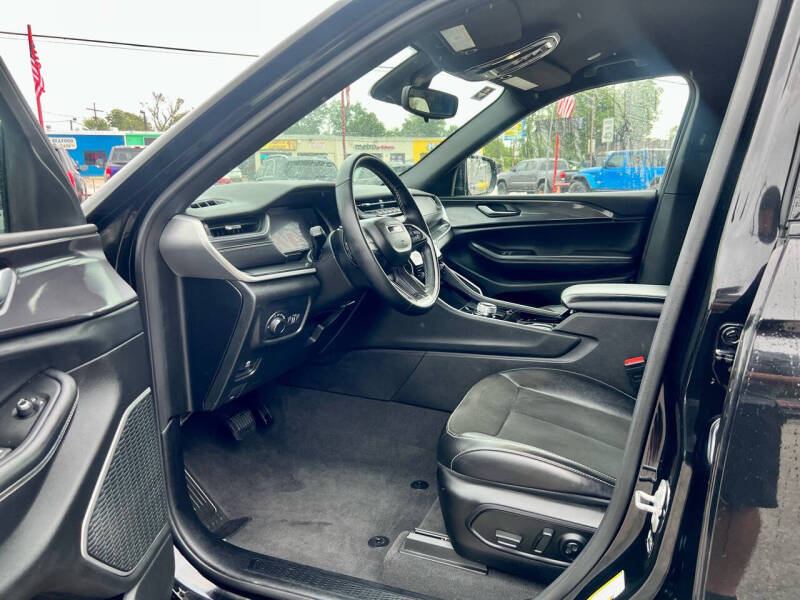 2021 Jeep Grand Cherokee L Altitude