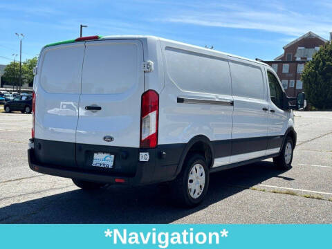 2022 Ford E-Transit