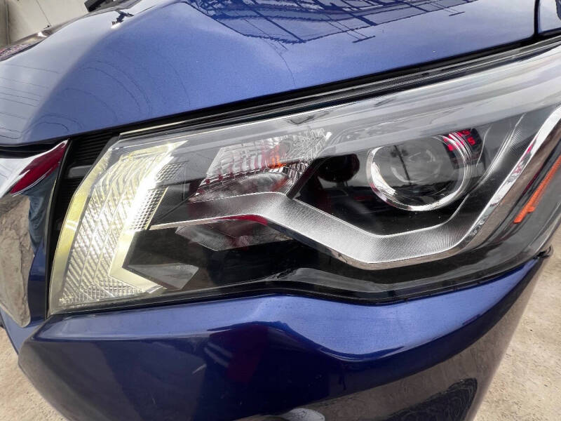 2019 Nissan Pathfinder SL