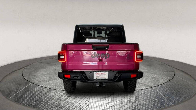 2024 Jeep Gladiator Willys