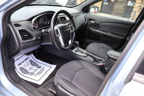 2013 Chrysler 200 Touring