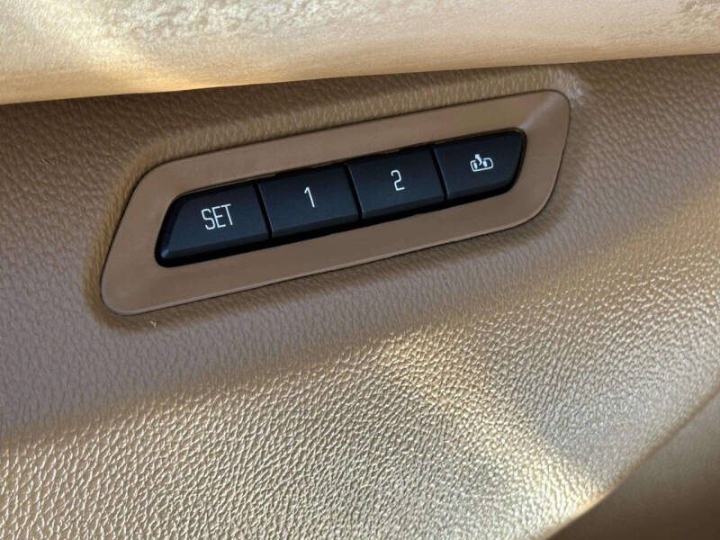 2017 Cadillac Escalade ESV Platinum