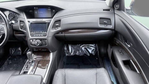 2016 Acura RLX w/Advance