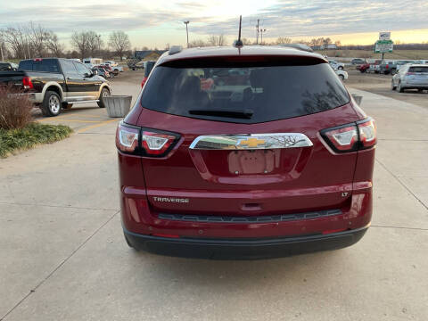 2017 Chevrolet Traverse LT
