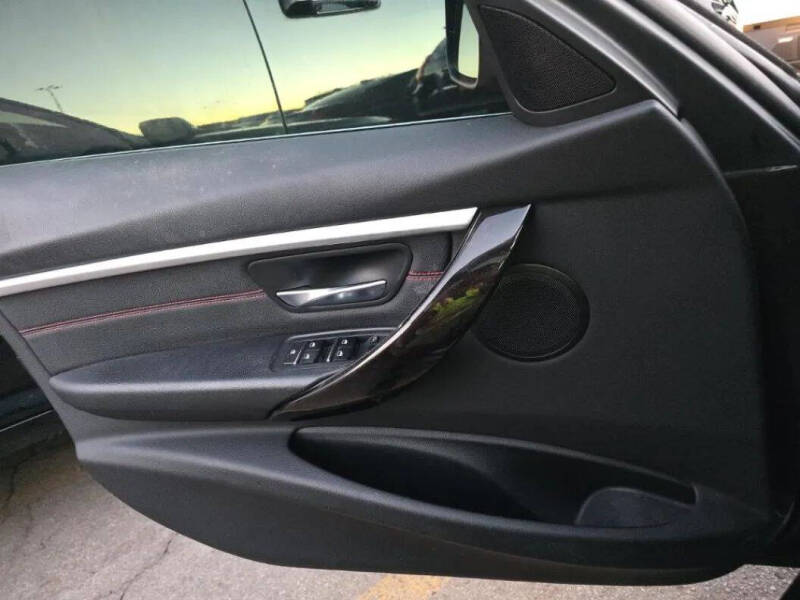 2017 BMW 3 Series 330i