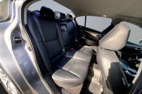 2015 Infiniti Q50