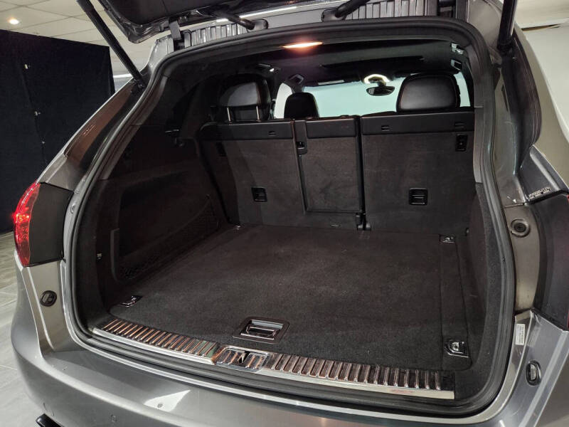 2013 Porsche Cayenne GTS